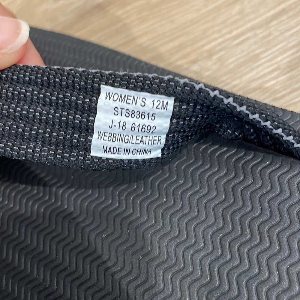 Sperry Sandals, Size 12 - Picture 9 of 9